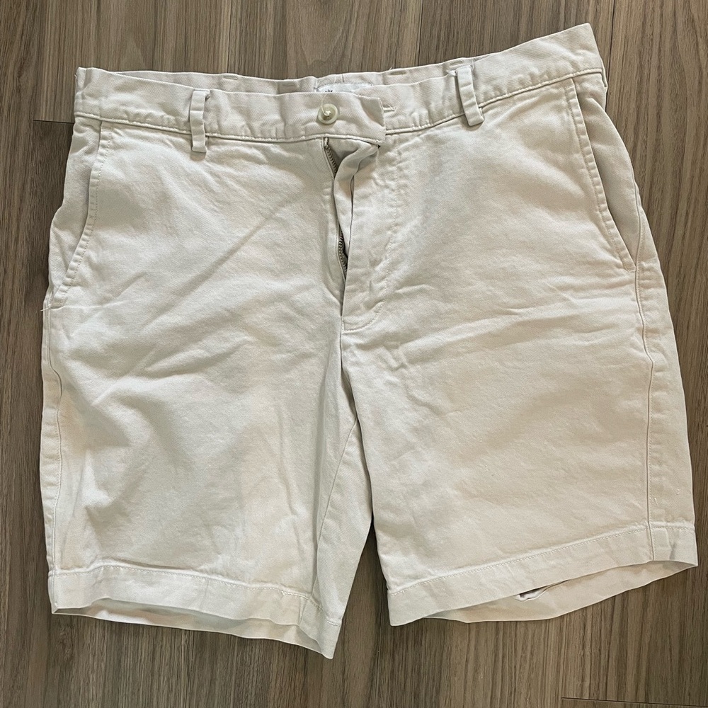 Peter Millar khaki shorts